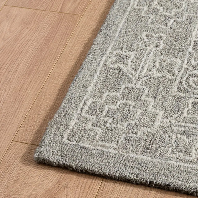 Safavieh Martha Stewart 5'-0" x 8'-0" Rug in Light Grey / Ivory