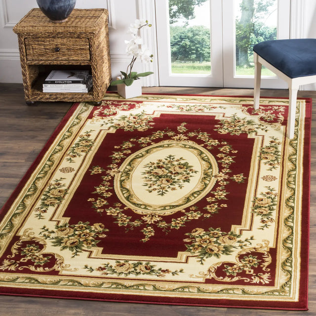 Safavieh Lyndhurst 4'-0" x 6'-0" Rug in Red / Ivory