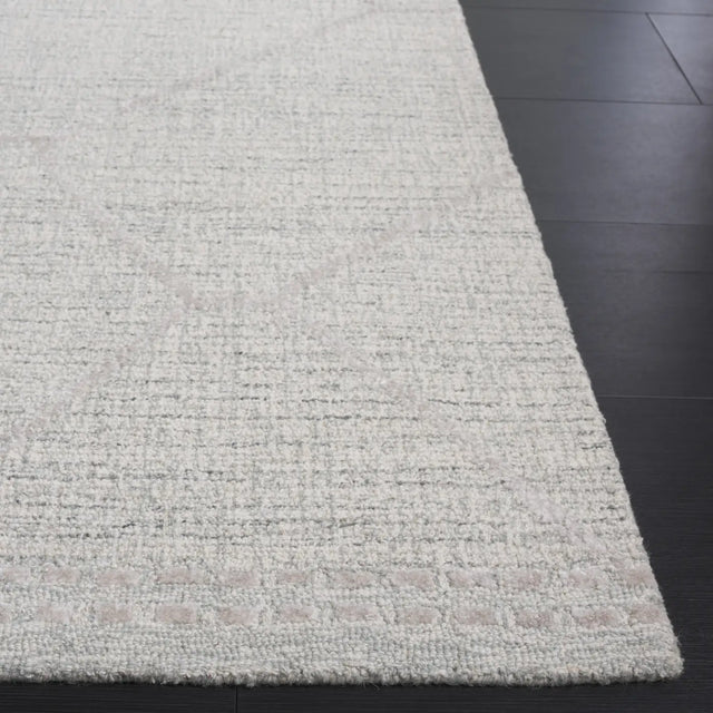 Safavieh Abstract 4'-0" x 6'-0" Rug in Light Grey / Ivory