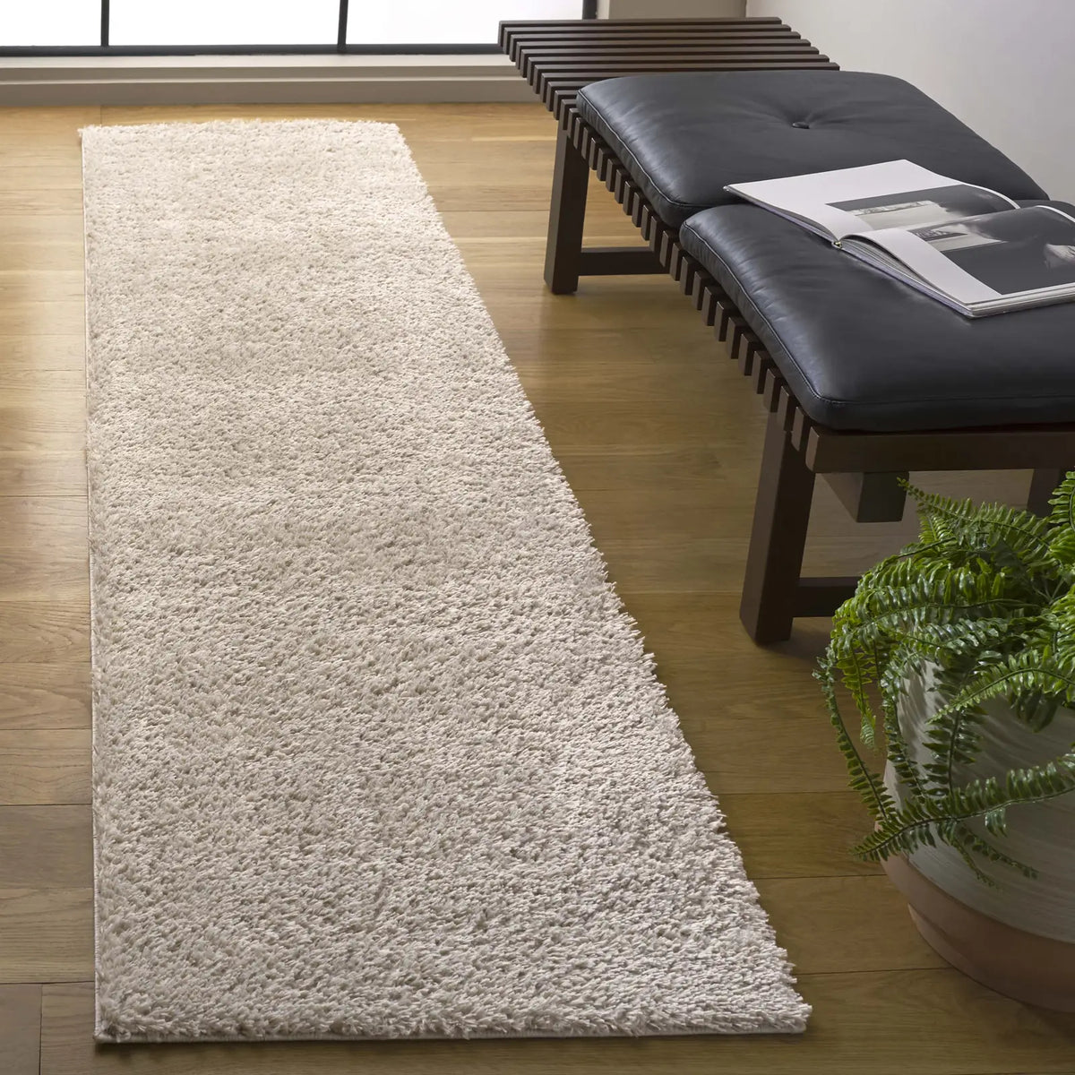 Safavieh Penelope Shag 2'-0" x 8'-0" Rug in Beige