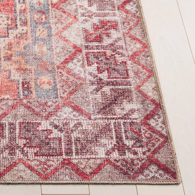 Safavieh Vintage Serapi 600 5'-1" x 7'-6" Rug in Red / Blue