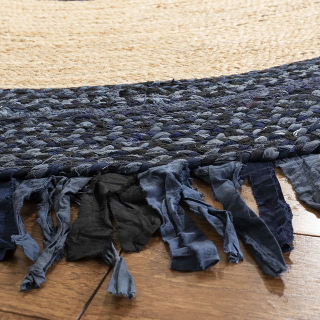Safavieh Cape Cod 6'-0" x 6'-0" Rug in Navy / Natural