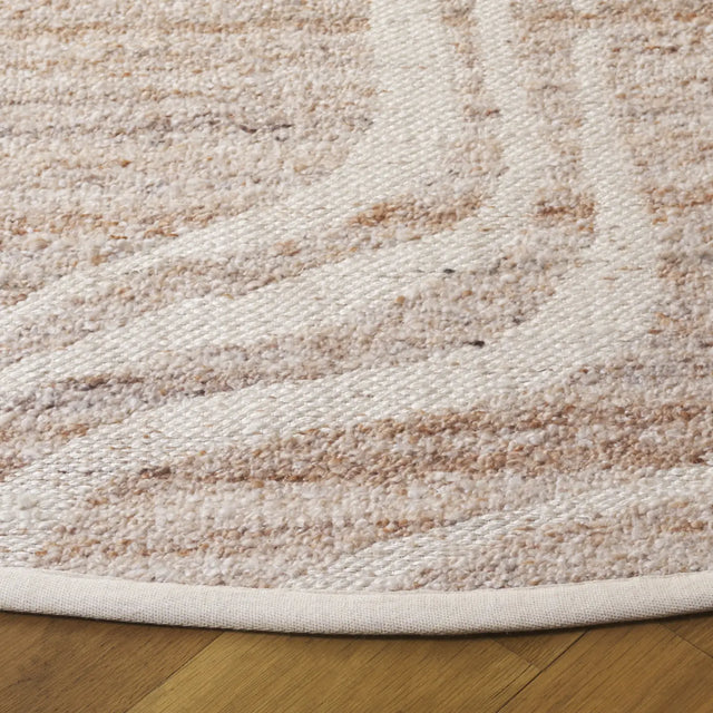 Safavieh Sahara 6'-0" x 6'-0" Rug in Natural / Ivory