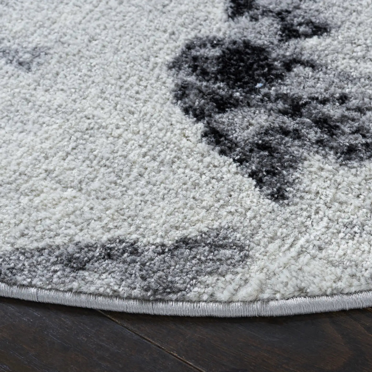 Safavieh Adirondack 6'-0" x 6'-0" Rug in Grey / Black