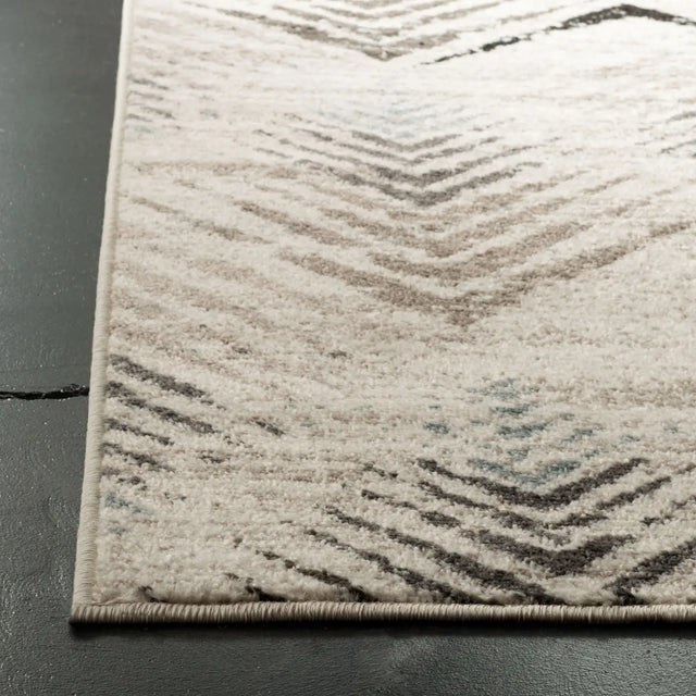 Safavieh Amsterdam 4'-0" x 6'-0" Rug in Cream / Beige