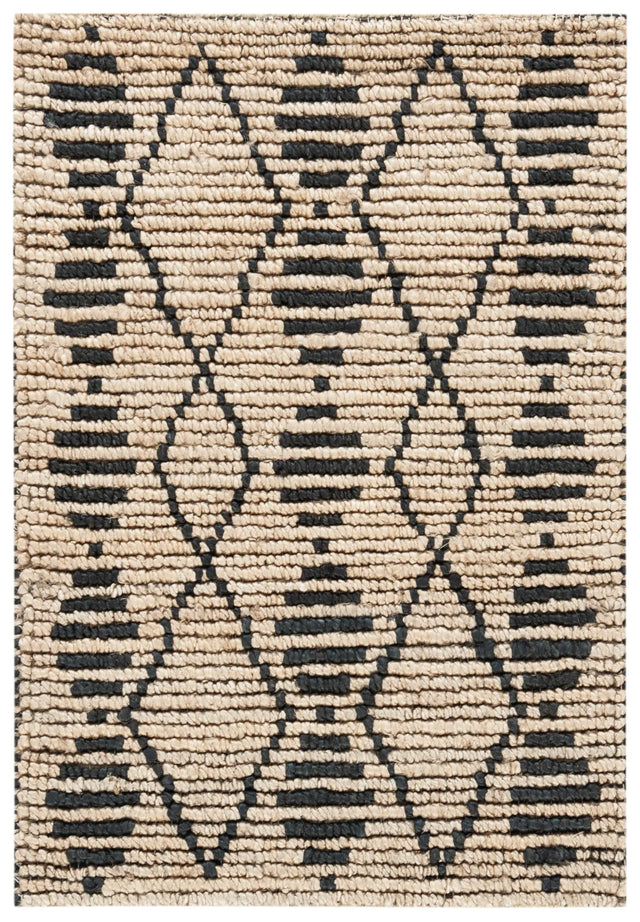 Safavieh Bohemian 2'-0" x 3'-0" Rug in Beige / Black
