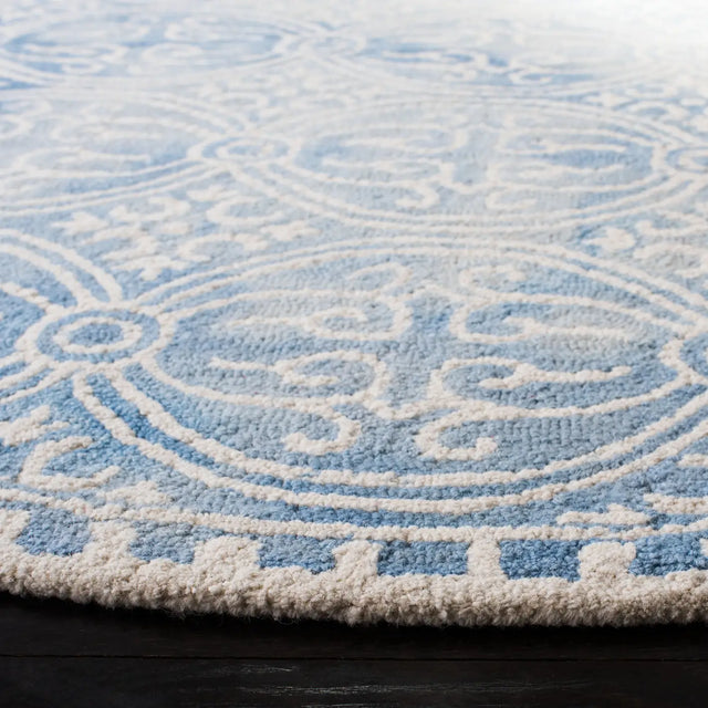 Safavieh Dip Dye 7'-0" x 7'-0" Rug in Blue / Ivory