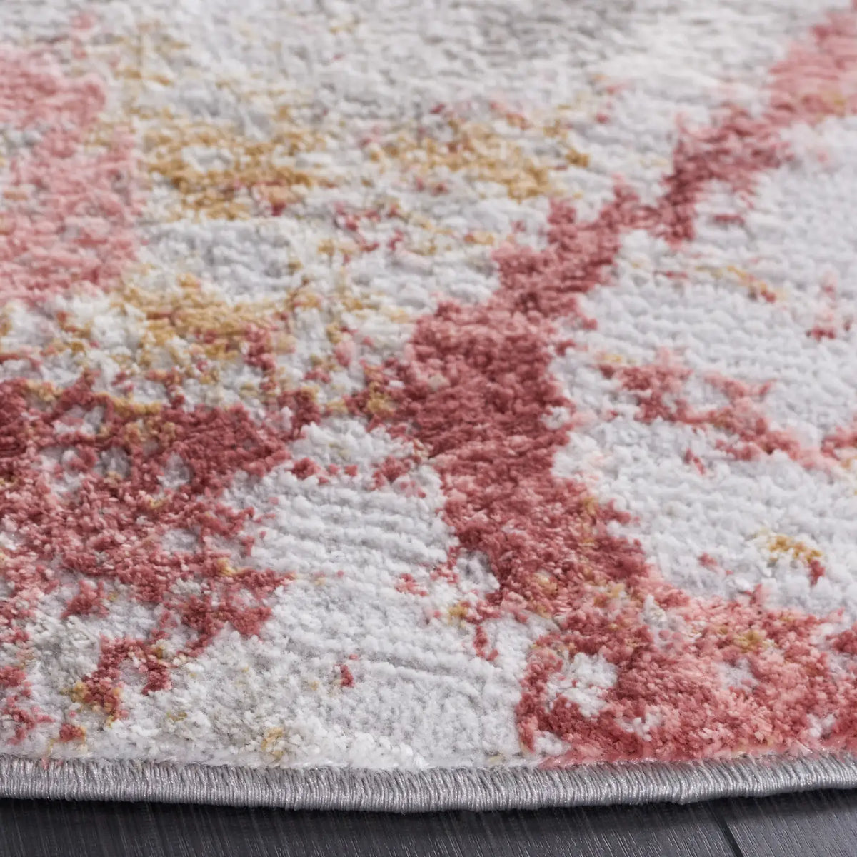 Safavieh Meadow 500 6'-7" x 6'-7" Rug in Grey / Pink