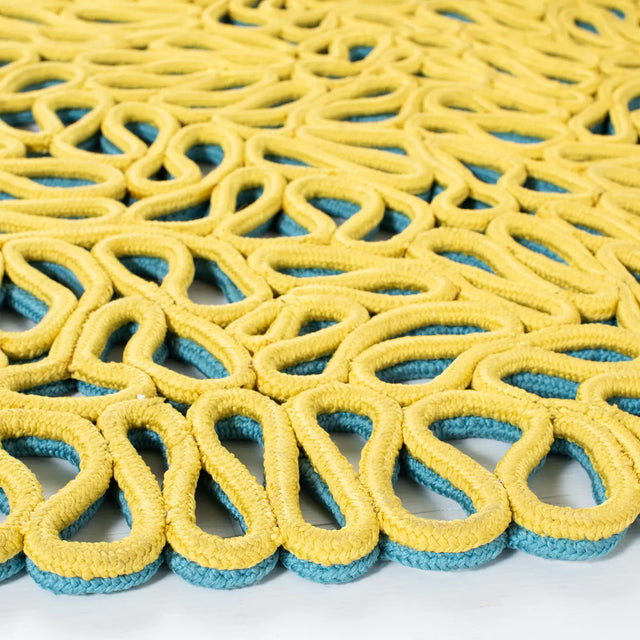 Safavieh Novelty 5'-0" x 5'-0" Rug in Yellow / Blue