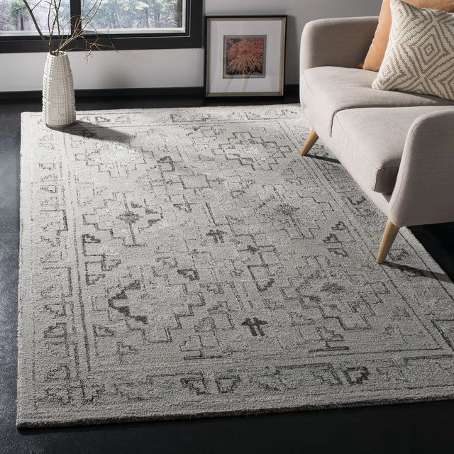 Safavieh Abstract 5'-0" x 8'-0" Rug in Taupe / Black