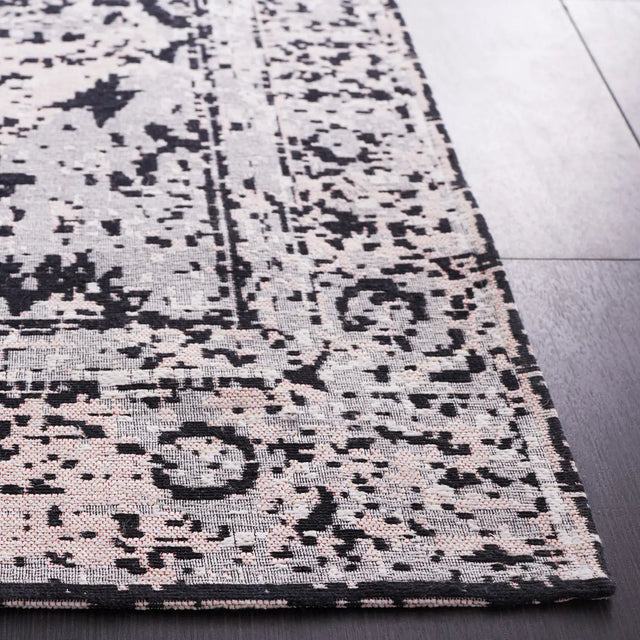 Safavieh Easy Care 4'-0" x 6'-0" Rug in Pink / Grey