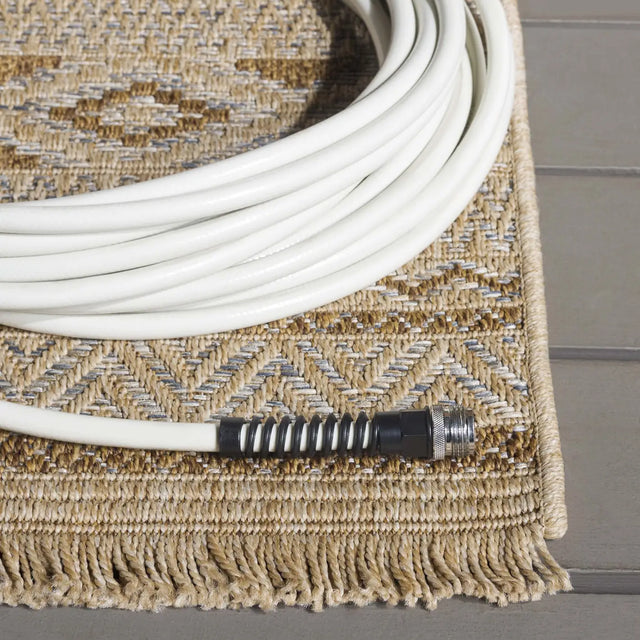 Safavieh Wicker 4'-0" x 6'-0" Rug in Grey / Brown
