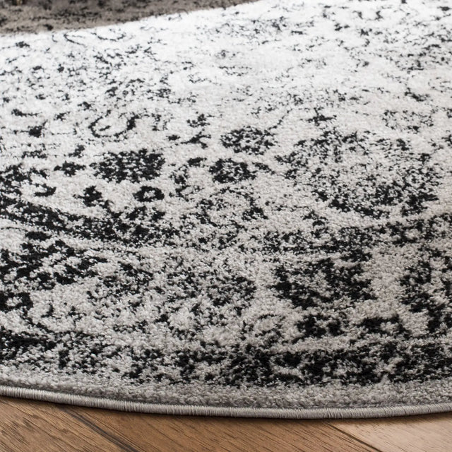 Safavieh Adirondack 6'-0" x 6'-0" Rug in Grey / Black