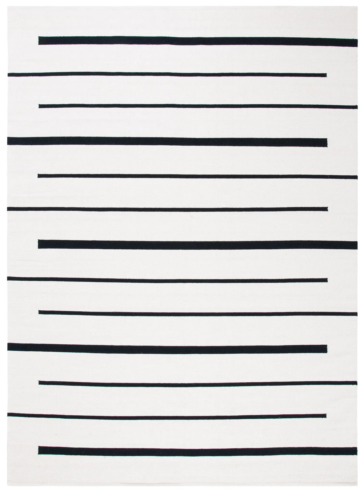 Safavieh Montauk 10'-0" x 14'-0" Rug in Ivory / Black