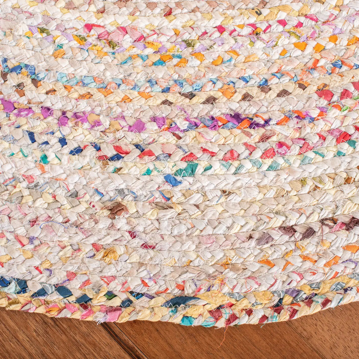 Safavieh Braided 5'-0" x 5'-0" Rug in Ivory / Multi