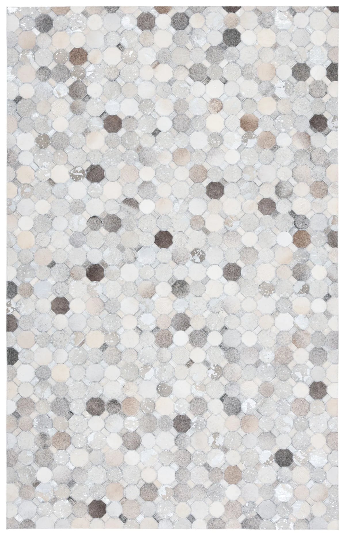 Safavieh Studio Leather 4'-0" x 6'-0" Rug in Ivory / Grey