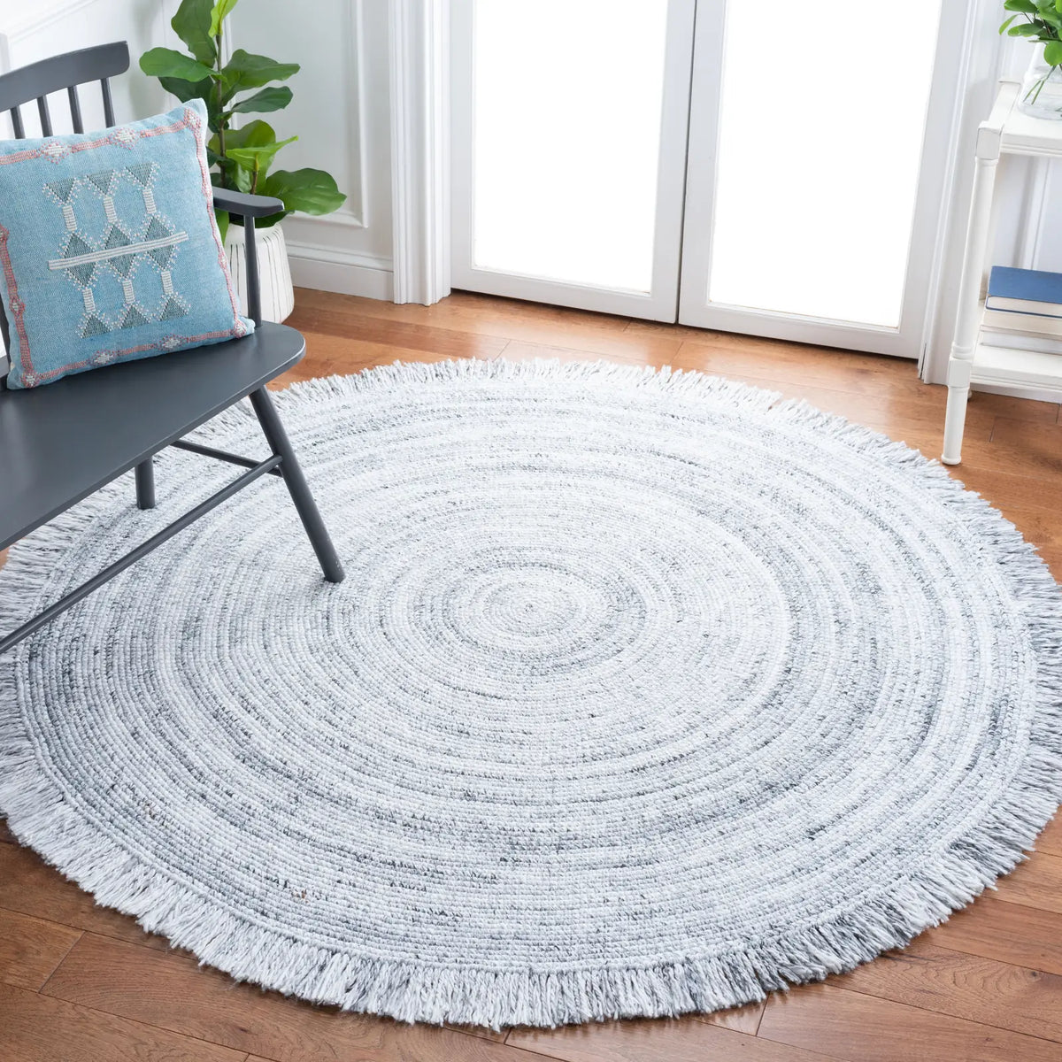 Safavieh Braided 5'-0" x 5'-0" Rug in Light Grey