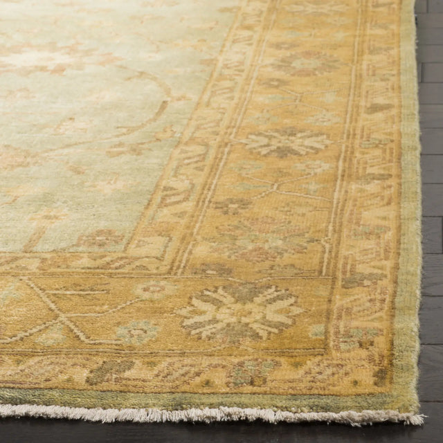 Safavieh Oushak 6'-0" x 9'-0" Rug in Light Blue / Gold