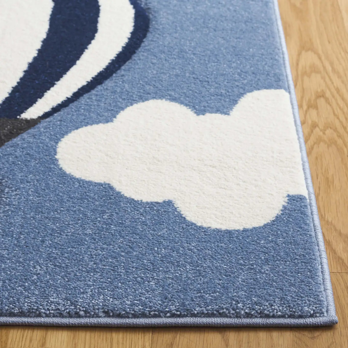 Safavieh Carousel Kids 100 4'-0" x 6'-0" Rug in Blue / Ivory