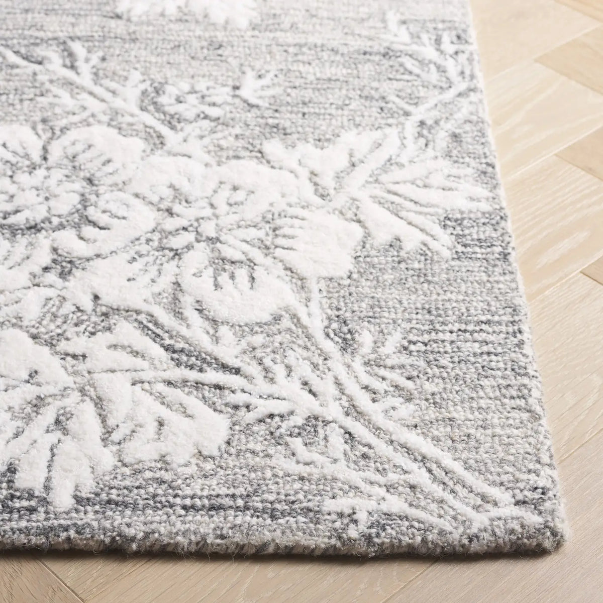Safavieh Glamour 4'-0" x 6'-0" Rug in Grey / Ivory
