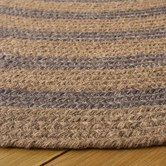 Safavieh Braided 5'-0" x 5'-0" Rug in Natural / Grey