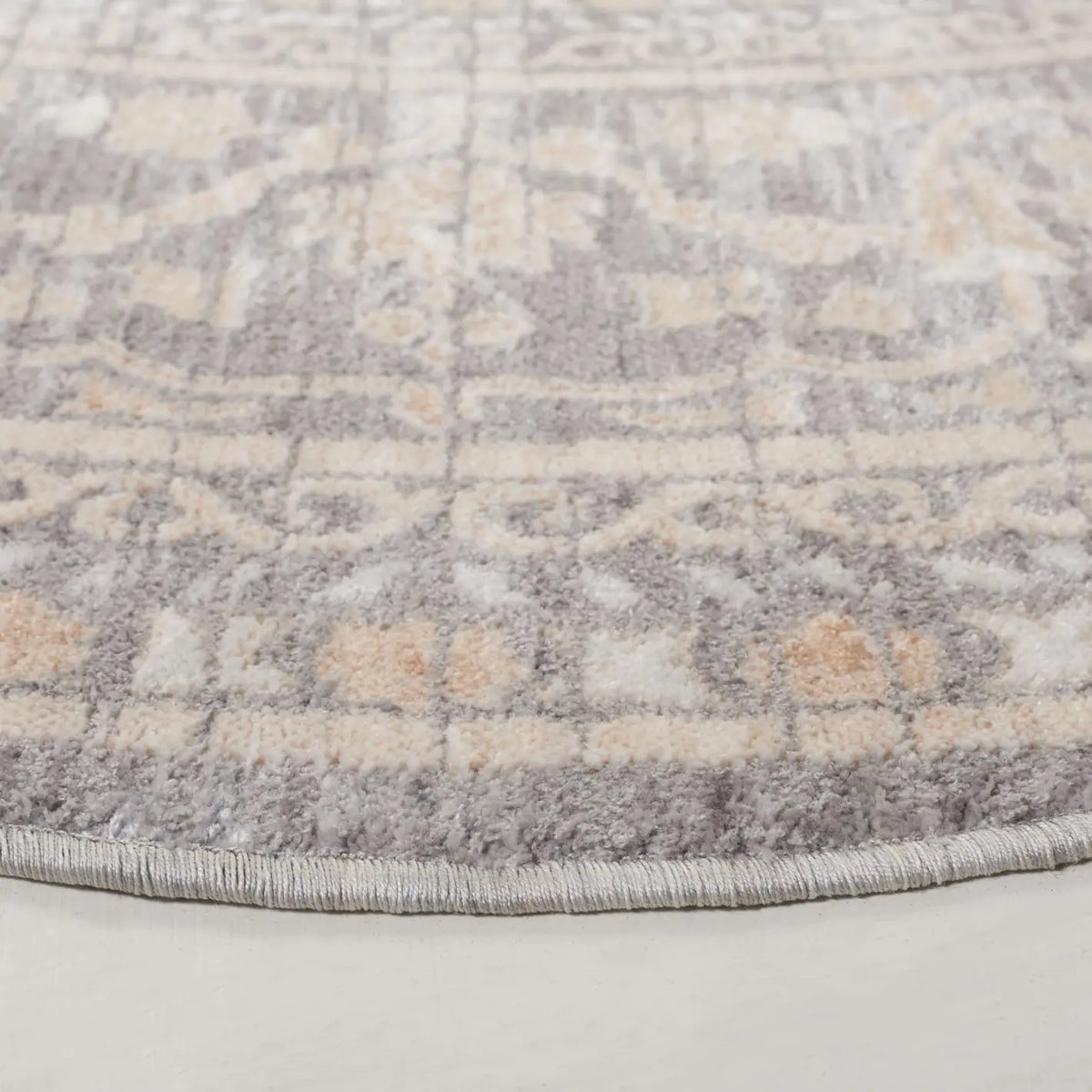 Safavieh Harlow 6'-3" x 6'-3" Rug in Ivory / Blue Grey