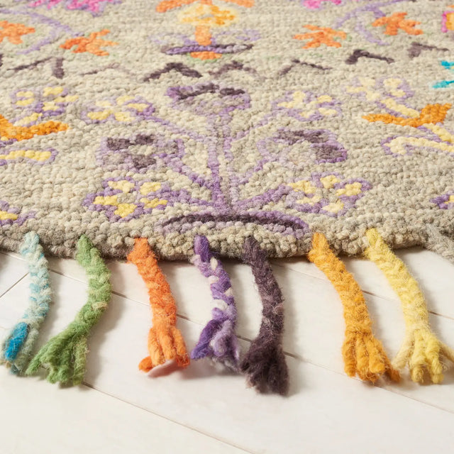 Safavieh Blossom 6'-0" x 6'-0" Rug in Grey / Multi