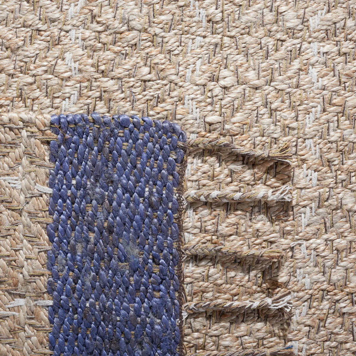 Safavieh Cape Cod 4'-0" x 6'-0" Rug in Natural / Purple