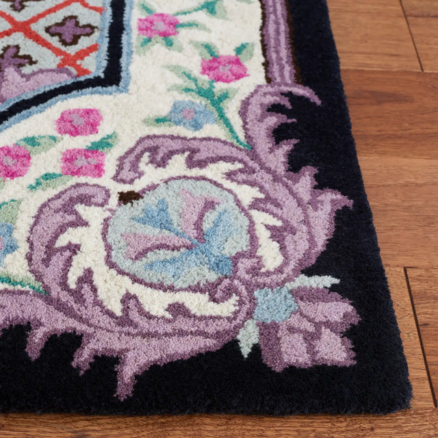 Safavieh Bellagio 4'-0" x 6'-0" Rug in Black / Ivory