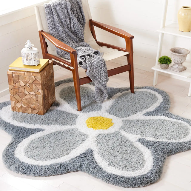 Safavieh Novelty 6'-0" x 6'-0" Rug in Ivory / Grey