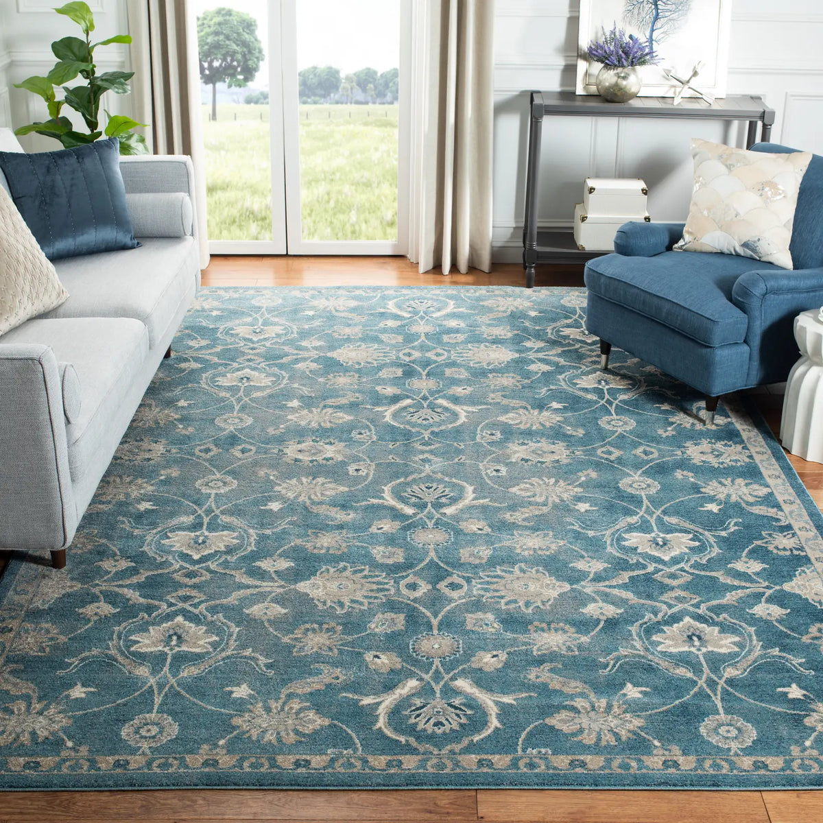 Safavieh Sofia 10'-0" x 14'-0" Rug in Blue / Beige