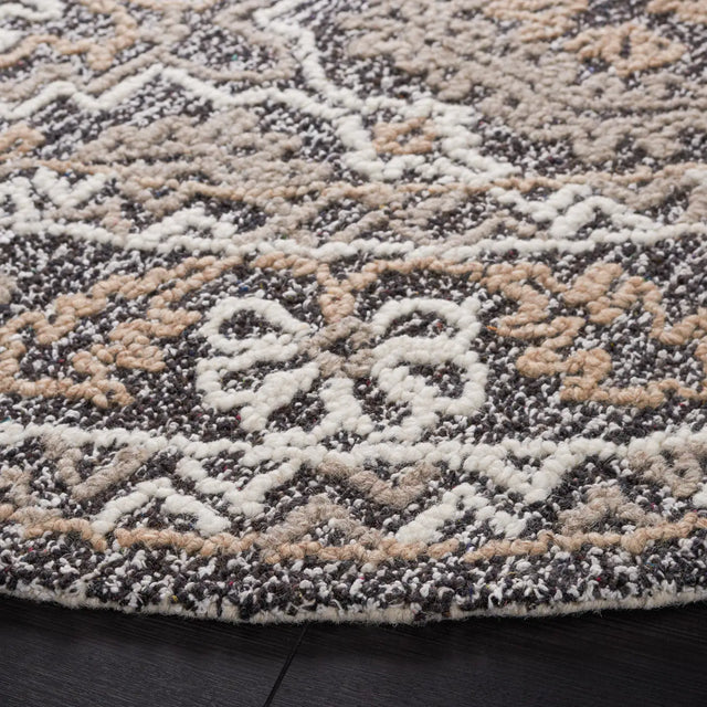 Safavieh Antiquity 6'-0" x 6'-0" Rug in Brown / Ivory