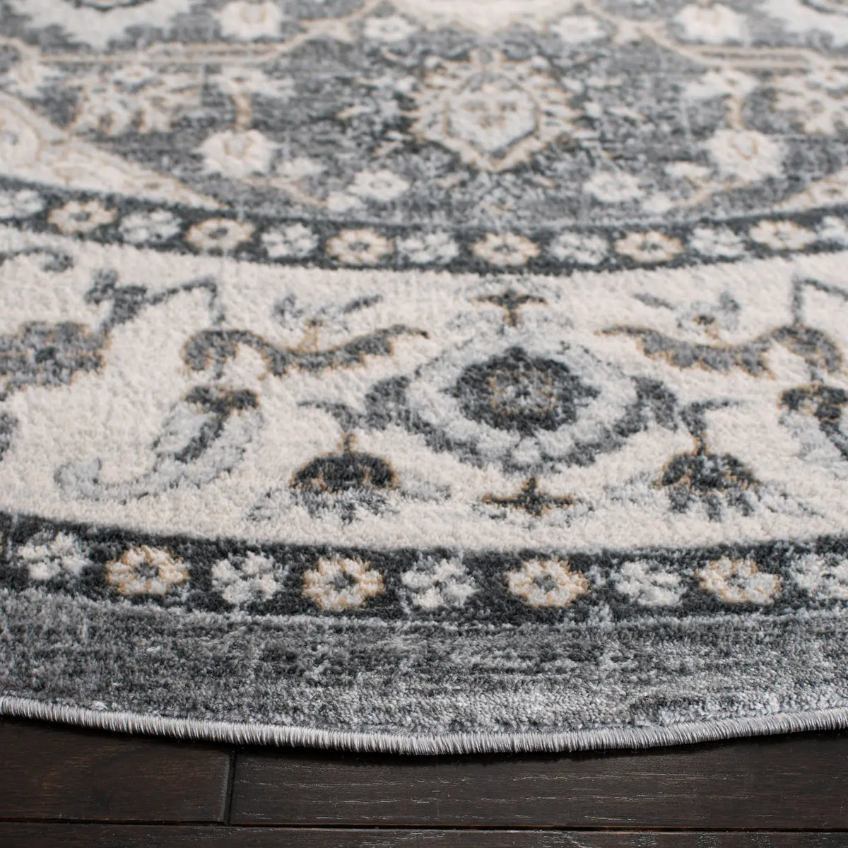 Safavieh Isabella 6'-7" x 6'-7" Rug in Grey / Cream