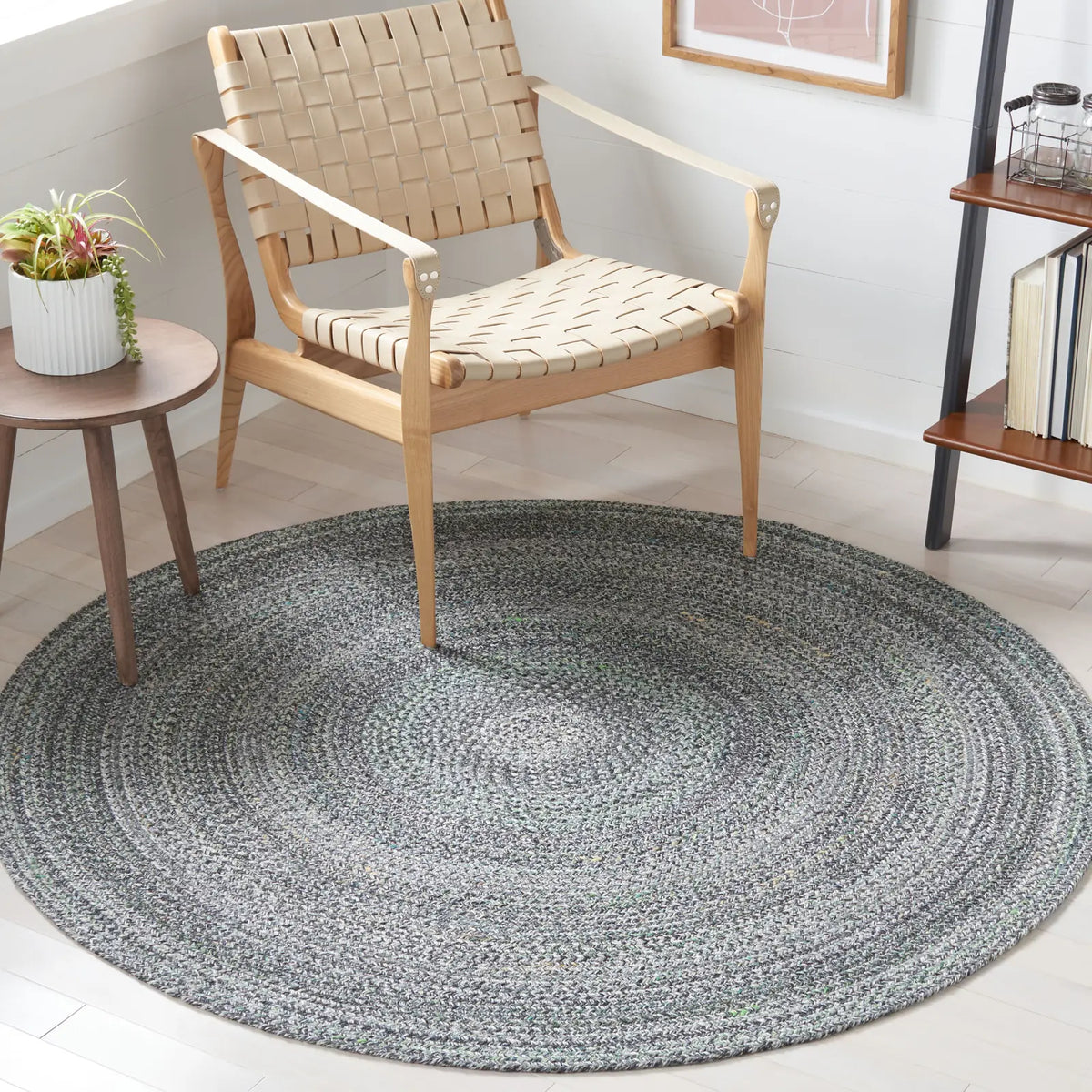 Safavieh Braided 5'-0" x 5'-0" Rug in Green / Grey