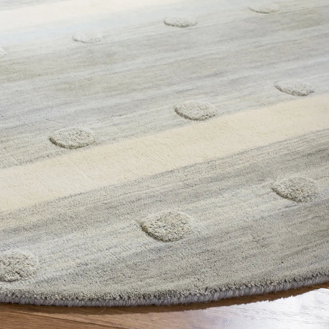 Safavieh Safavieh Kids 5'-0" x 5'-0" Rug in Grey / Ivory