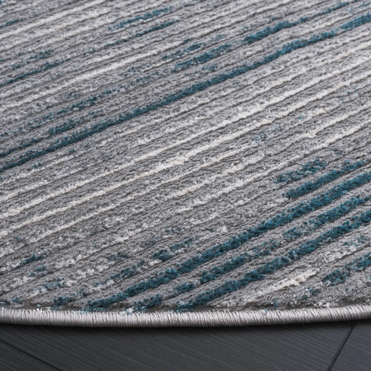 Safavieh Martha Stewart Isabella 6'-7" x 6'-7" Rug in Grey / Blue