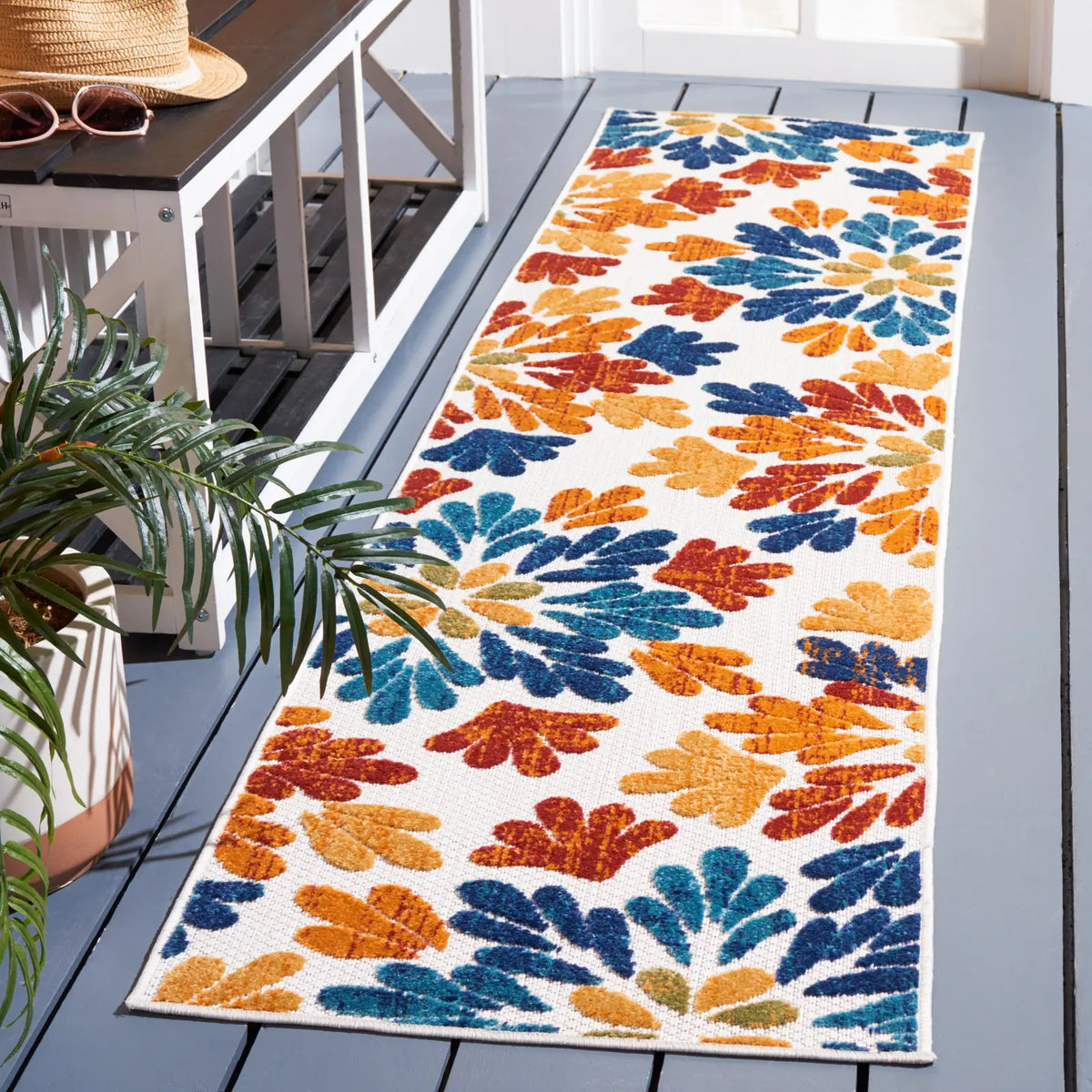 Safavieh Cabana 2'-0" x 10'-0" Rug in Creme / Red