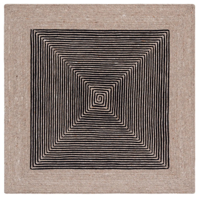 Safavieh Braided 5'-0" x 5'-0" Rug in Beige / Black