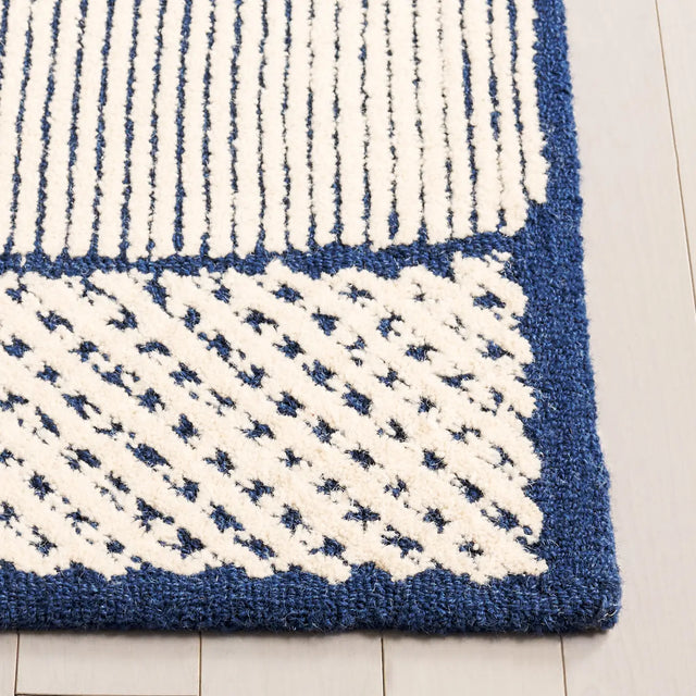 Safavieh Abstract 4'-0" x 6'-0" Rug in Ivory / Navy