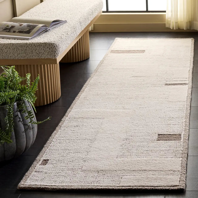 Safavieh Harvest 2'-3" x 8'-0" Rug in Taupe / Ivory