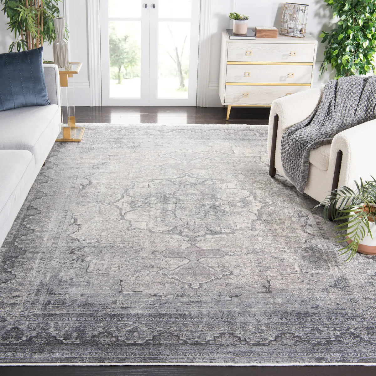 Safavieh Eclipse 100 8'-0" x 10'-0" Rug in Grey / Cream