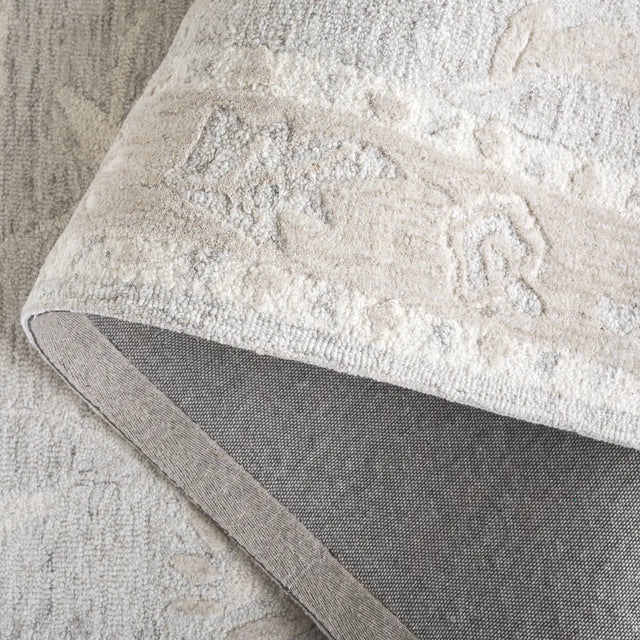 Safavieh Metro 2'-3" x 9'-0" Rug in Light Grey / Ivory