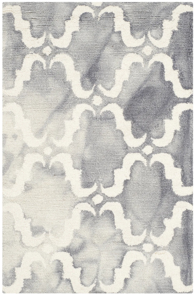 Safavieh Dip Dye 2'-0" x 3'-0" Rug in Grey / Ivory