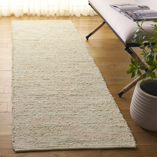 Safavieh Montauk 2'-3" x 8'-0" Rug in Green