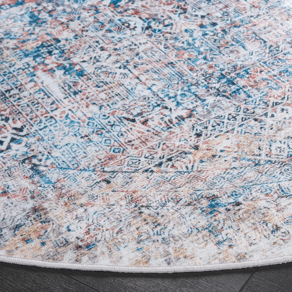 Safavieh Santa Monica 6'-0" x 6'-0" Rug in Blue / Rust