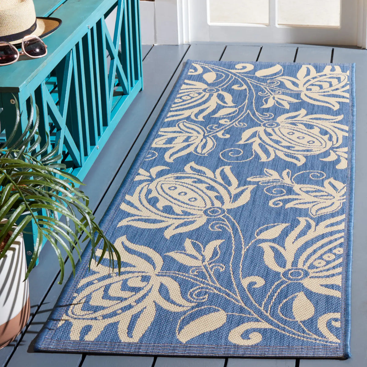 Safavieh Courtyard 2'-3" x 10'-0" Rug in Blue / Natural