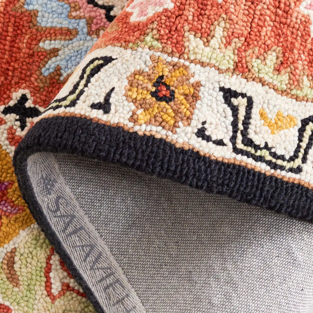 Safavieh Aspen 4'-0" x 6'-0" Rug in Black / Pink