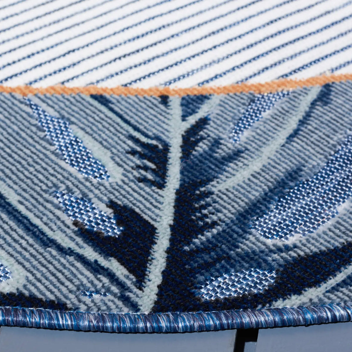 Safavieh Cabana 6'-5" x 6'-5" Rug in Ivory / Navy