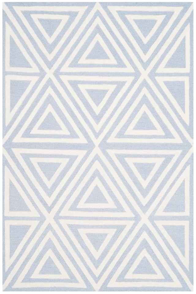 Safavieh Safavieh Kids 3'-0" x 5'-0" Rug in Blue / Ivory