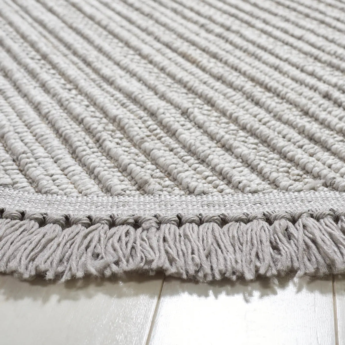 Safavieh Camden 5'-3" x 5'-3" Rug in Grey